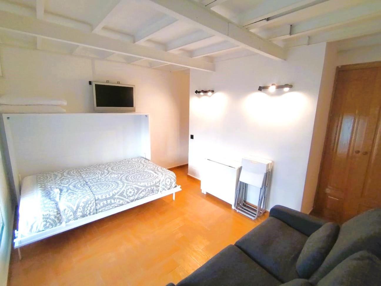 Puerta Del Sol - Apartamento Para 4 มาดริด ภายนอก รูปภาพ